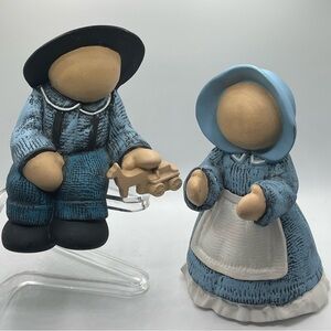 Vintage Ceramic Faceless Amish Girl Figurine & Boy Shelf Sitter w/ Horse & Buggy